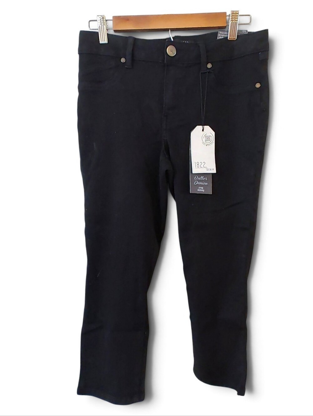 NWT 1822 Skinny Denim Black Crop Jeans, 10